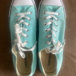 Converse Low Top Sneakers in Mint Green size 10